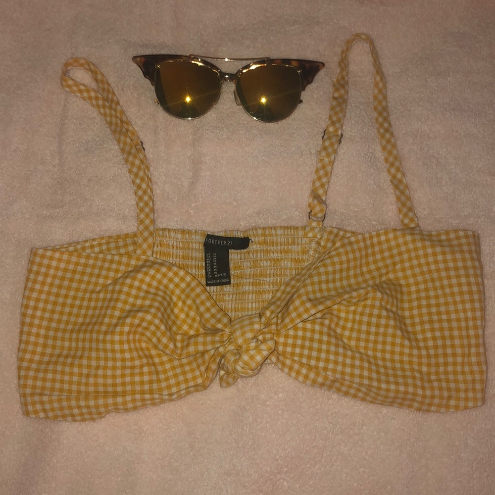 Cute bralette style top